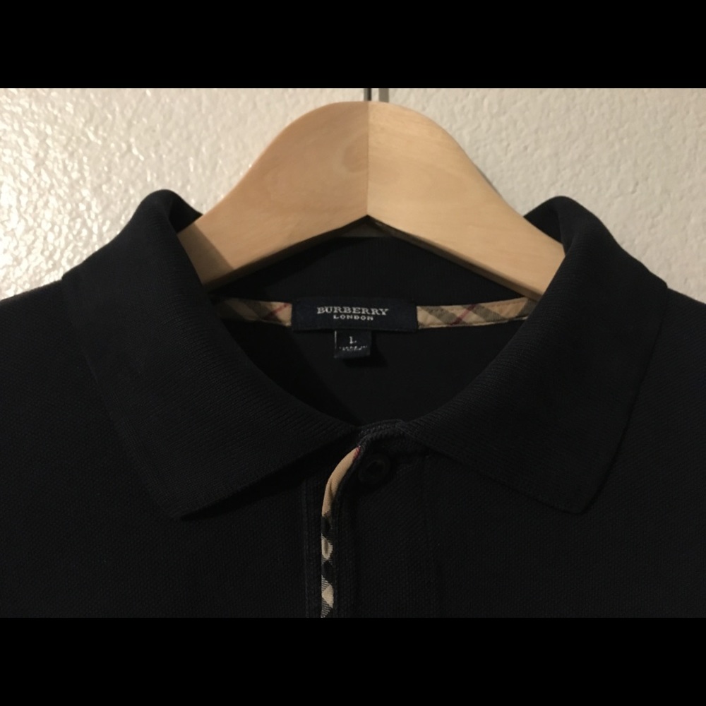 Burberry polo size L